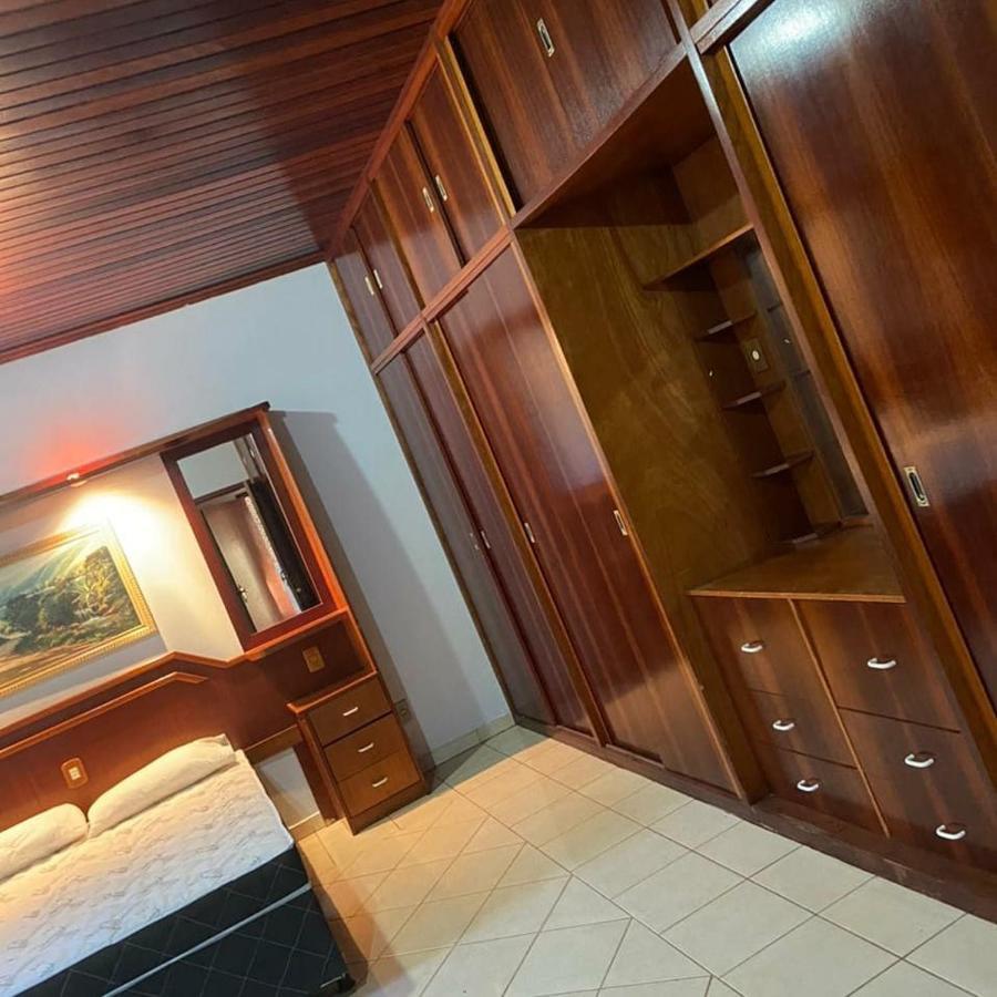 Casa Em Caldas - Piscina Solar E Eletrica กัลดัสโนวัส ภายนอก รูปภาพ