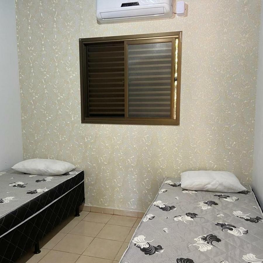 Casa Em Caldas - Piscina Solar E Eletrica กัลดัสโนวัส ภายนอก รูปภาพ